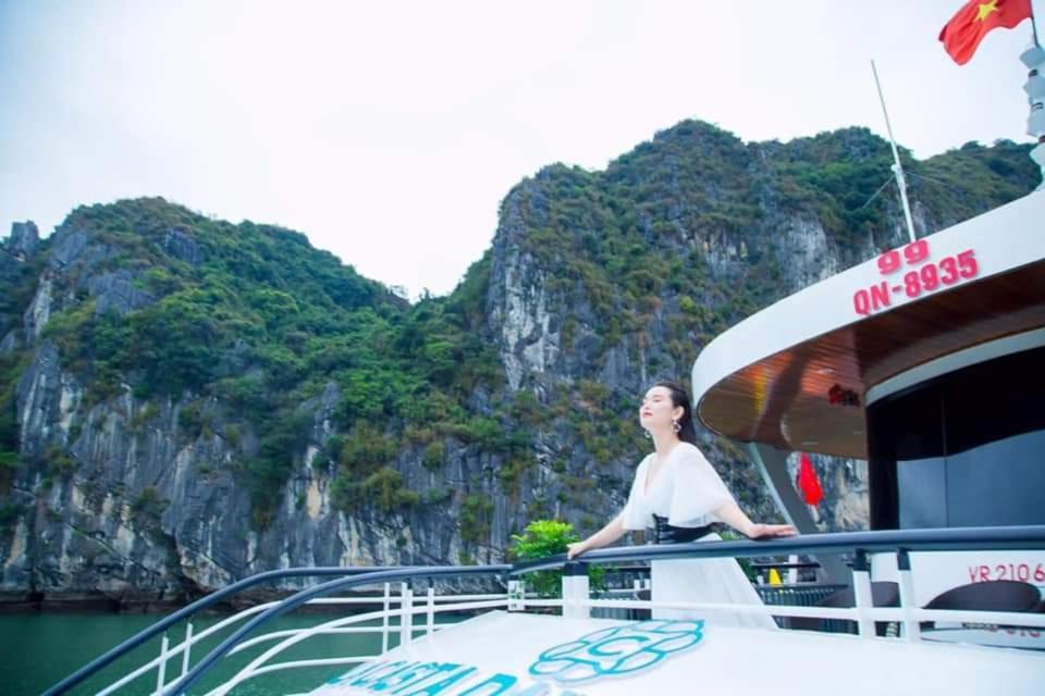 Dragon Hotel Ha Long Luaran gambar